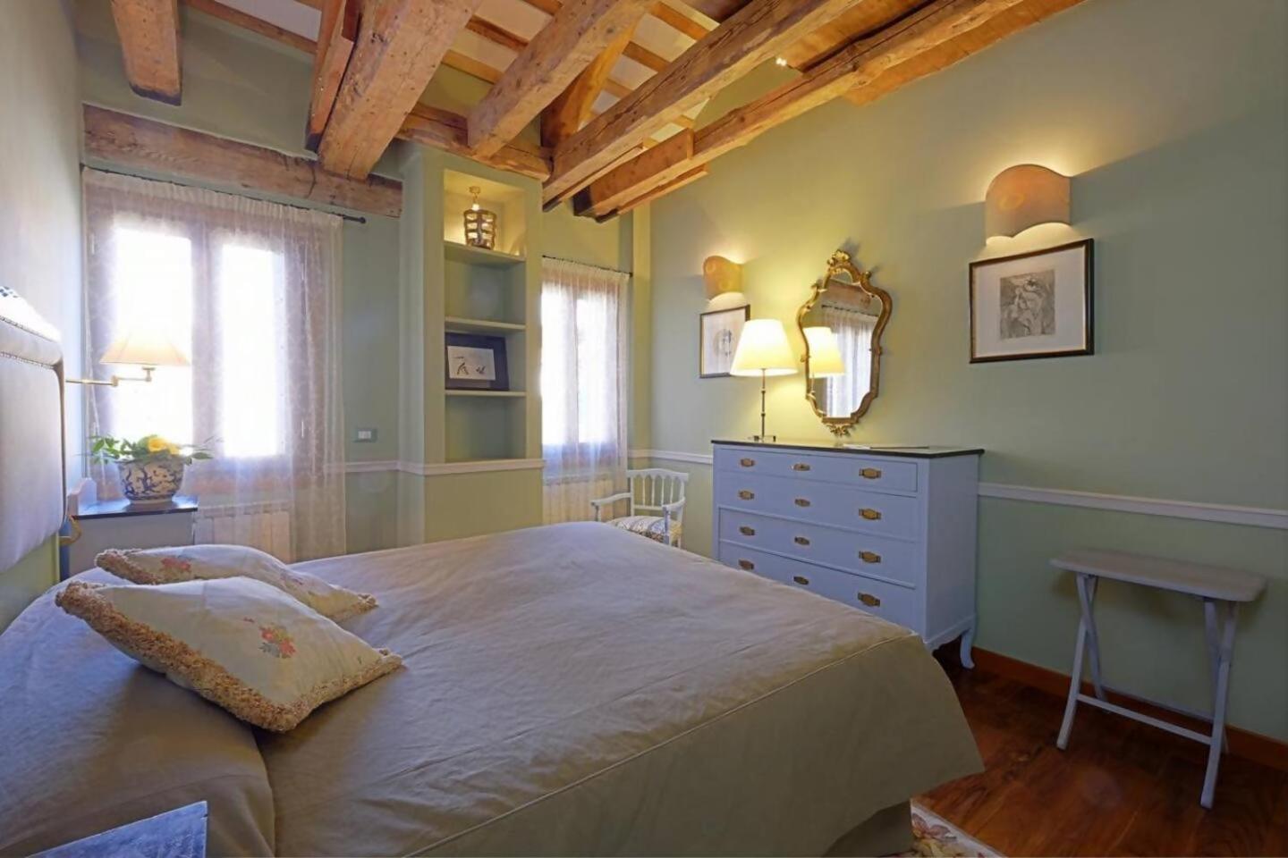 Apartment Campanile Canonica Design House *